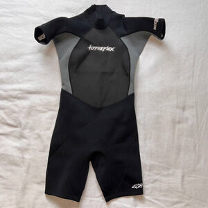 Hyperflex Access Gray/Black 2mm Shorty Wetsuit- M